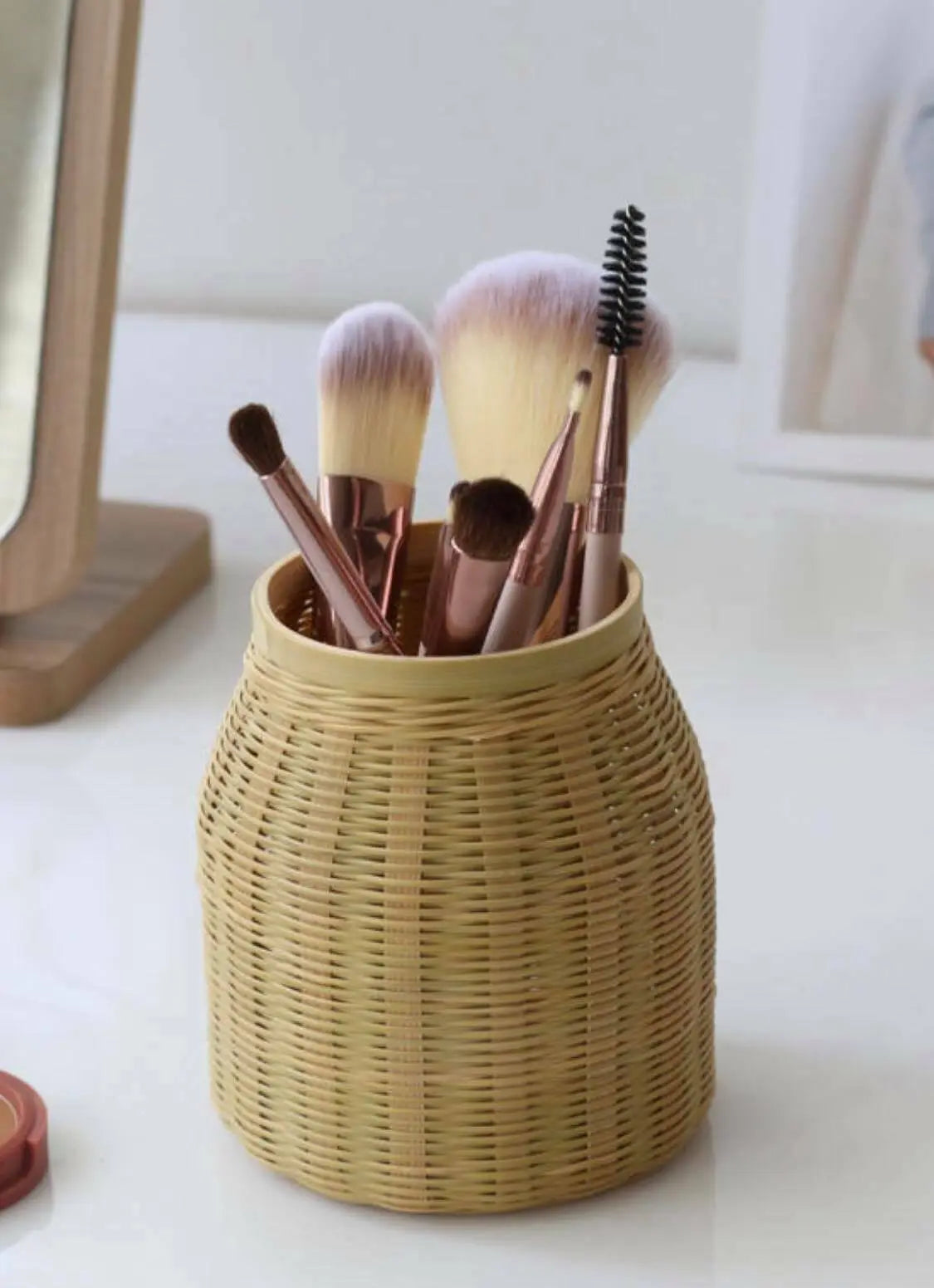 1 x Bamboo Handwoven Creative Basket Holder Pens Brushes Food Snacks Fruits everythingbamboo