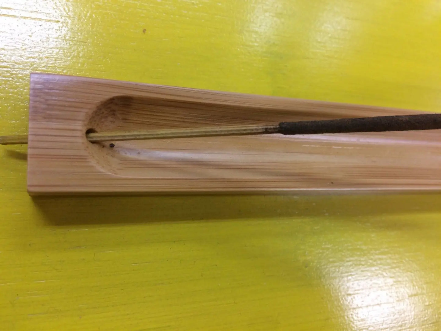 2 X HAND CARVED INCENSE STICKS HOLDER NATURAL BAMBOO INCENSED HOLDER everythingbamboo