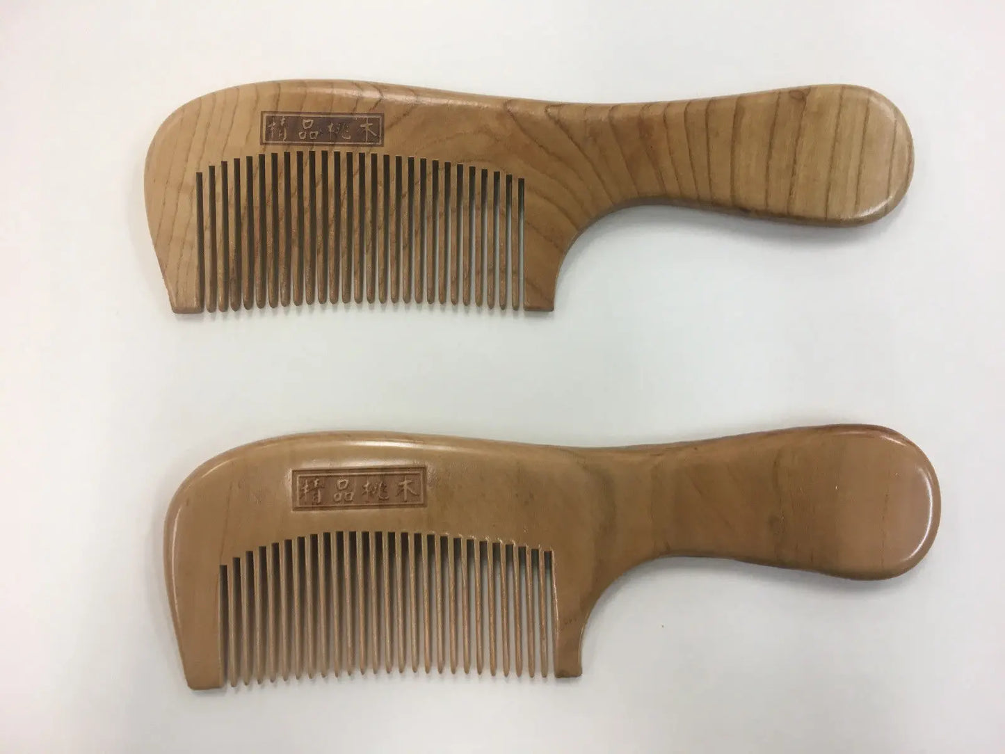 2 x Natural Peach Wood Comb Anti Static Close Teeth Hair Massage Healthy Comb combland