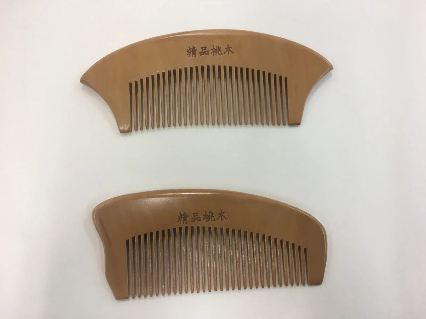 2 x Natural Peach Wood Comb Anti Static Close Teeth Hair Massage Healthy Comb combland