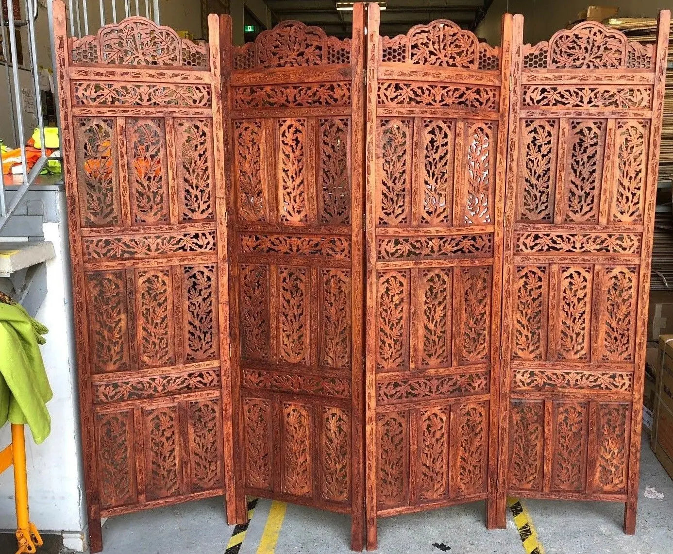 4 Panel Folding Screen Luxury Hardwood Hand-Carved Privacy Screen Room Divider everythingbamboo