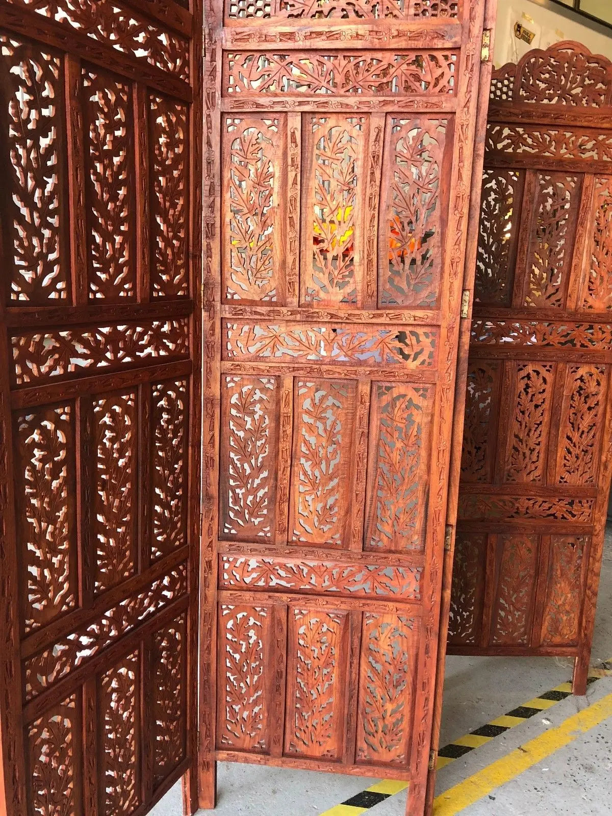 4 Panel Folding Screen Luxury Hardwood Hand-Carved Privacy Screen Room Divider everythingbamboo