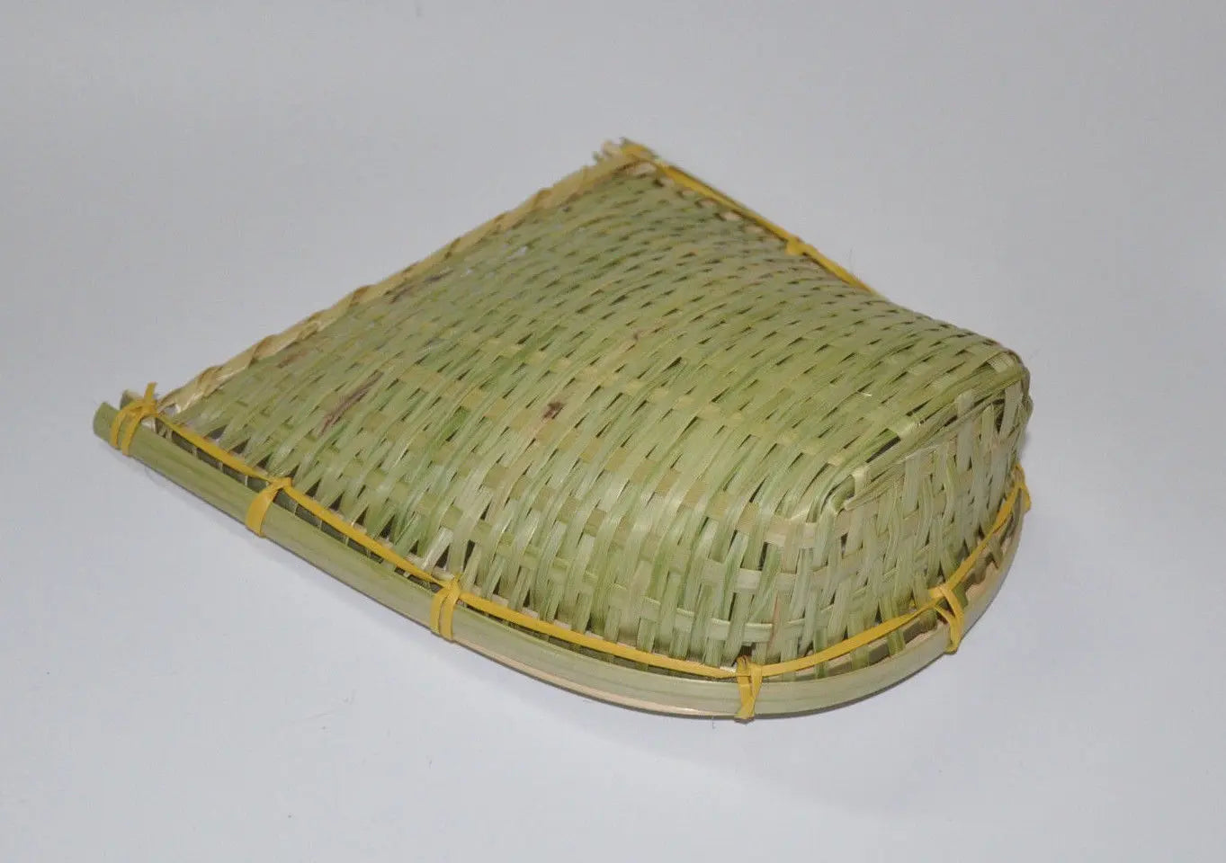 Bamboo woven handmade plate bamboo fruit baskets storage multiple use 竹筛子 everythingbamboo